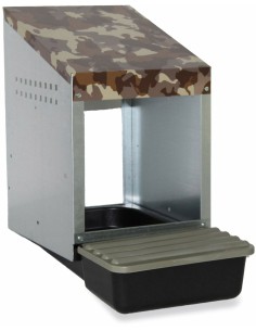 GAUN PONEDERO CAMUFLAJE PARA GALLINAS CON CUBETA - 1 DEPARTAMENTO 